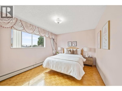 4264 PARKER Street | Burnaby British Columbia | Slide Image Thirty-three