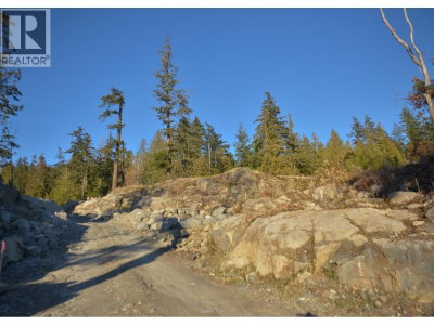 7643 COVE BEACH Road | Halfmoon Bay British Columbia | Slide Image Eight