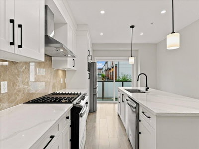 20155 84 Avenue | Langley British Columbia | Slide Image Nine