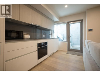 1076 PARK Drive | Vancouver British Columbia | Slide Image Nineteen