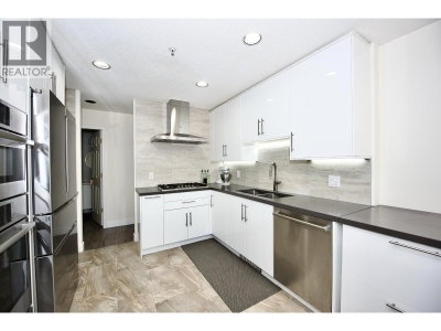 1370 RIVERWOOD Gate | Port Coquitlam British Columbia | Slide Image Eleven