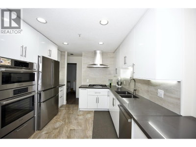 1370 RIVERWOOD Gate | Port Coquitlam British Columbia | Slide Image Twelve