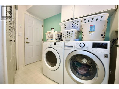 1370 RIVERWOOD Gate | Port Coquitlam British Columbia | Slide Image Nineteen