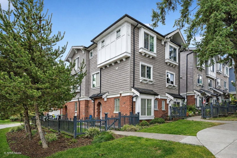 14833 61 Avenue Surrey British Columbia, V3S 6T6 - 3 Bedrooms Condo For Sale