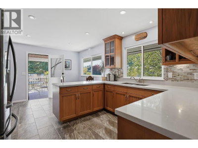 210 MURPHY Drive | Delta British Columbia | Slide Image Eight