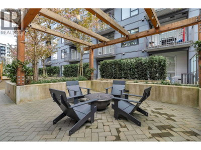 645 COMO LAKE Avenue | Coquitlam British Columbia | Slide Image Thirty-two
