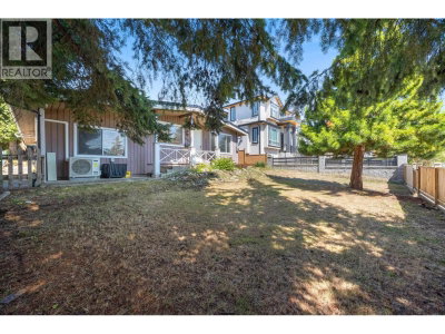 8085 10TH Avenue | Burnaby British Columbia | Slide Image Sixteen