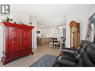 417 GREAT NORTHERN Way | Vancouver British Columbia | Slide Image Six
