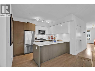 417 GREAT NORTHERN Way | Vancouver British Columbia | Slide Image Nine