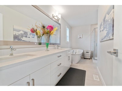 45582 MEADOWBROOK Drive | Chilliwack British Columbia | Slide Image Twenty