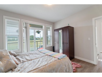 45582 MEADOWBROOK Drive | Chilliwack British Columbia | Slide Image Thirty