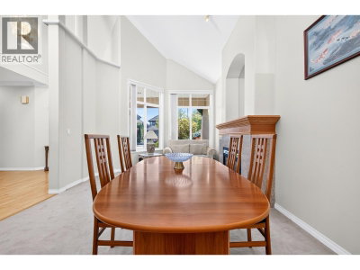 6215 DUNSMUIR Crescent | Richmond British Columbia | Slide Image Six