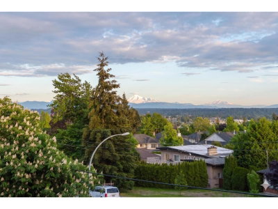 19031 60B Avenue | Surrey British Columbia | Slide Image Thirty-seven