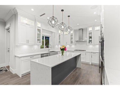 19031 60B Avenue | Surrey British Columbia | Slide Image Nine
