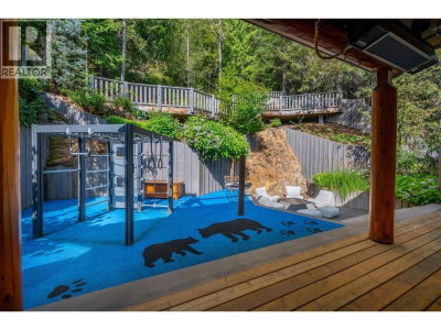 3426 BLUEBERRY Drive | Whistler British Columbia | Slide Image Fifteen