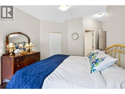 2985 PRINCESS Crescent | Coquitlam British Columbia | Slide Image Nineteen