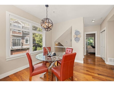 2689 PARKWAY Drive | Surrey British Columbia | Slide Image Six