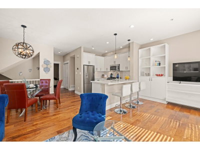 2689 PARKWAY Drive | Surrey British Columbia | Slide Image Nine