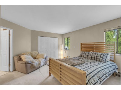 15049 75 Avenue | Surrey British Columbia | Slide Image Twenty