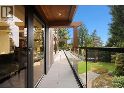 865 ANDOVER Crescent | West Vancouver British Columbia | Slide Image Thirty