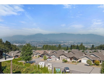 47045 SYLVAN Drive | Chilliwack British Columbia | Slide Image Twenty-eight