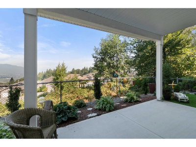 47045 SYLVAN Drive | Chilliwack British Columbia | Slide Image Thirty-four