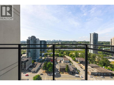 2085 SKYLINE Crescent | Burnaby British Columbia | Slide Image Twenty-four
