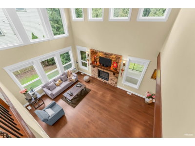 14033 34A Avenue | Surrey British Columbia | Slide Image Thirty