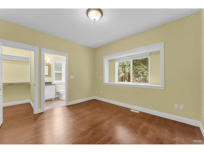 14033 34A Avenue | Surrey British Columbia | Slide Image Forty