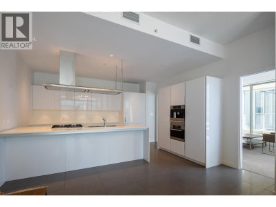 5131 BRIGHOUSE Way | Richmond British Columbia | Slide Image Eleven