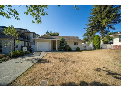 17346 60A Avenue | Surrey British Columbia | Slide Image Two