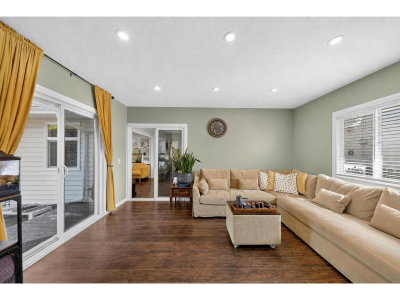 17346 60A Avenue | Surrey British Columbia | Slide Image Thirty-three