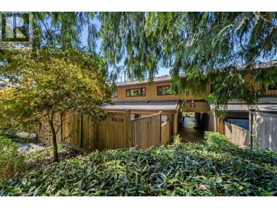 9010 CENTAURUS Circle | Burnaby British Columbia | Slide Image One