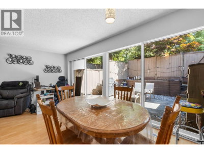 9010 CENTAURUS Circle | Burnaby British Columbia | Slide Image Five