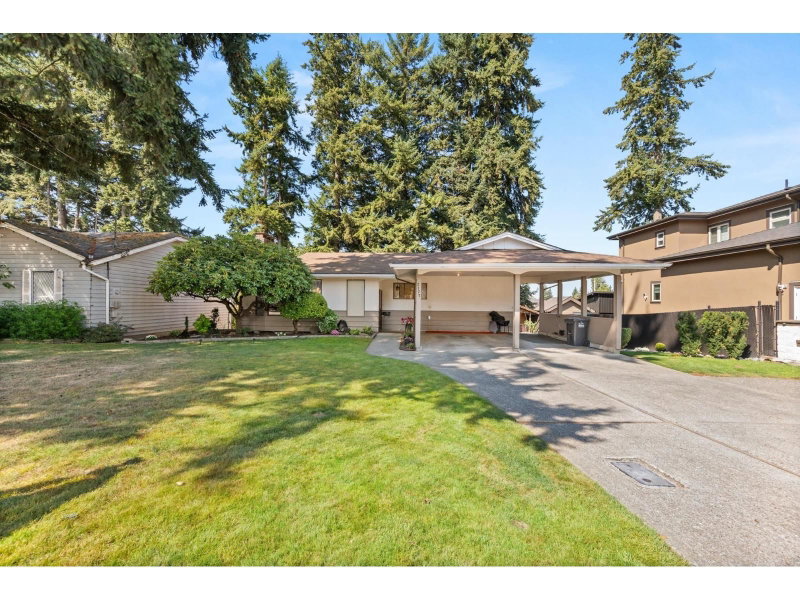 2177 TOPAZ Street Abbotsford British Columbia, V2T 3W7 - 4 Bedrooms Home For Sale