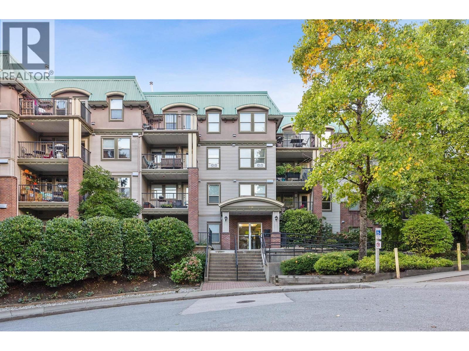 1591 BOOTH Avenue, Coquitlam, British Columbia V3K 1B7
