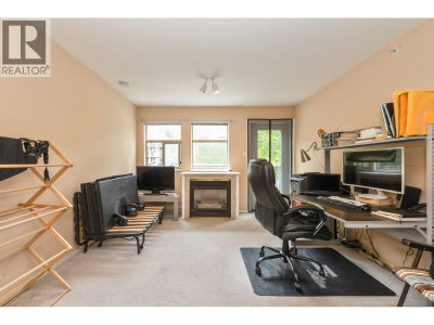 1591 BOOTH Avenue | Coquitlam British Columbia | Slide Image Three