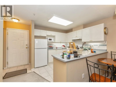 1591 BOOTH Avenue | Coquitlam British Columbia | Slide Image Nine