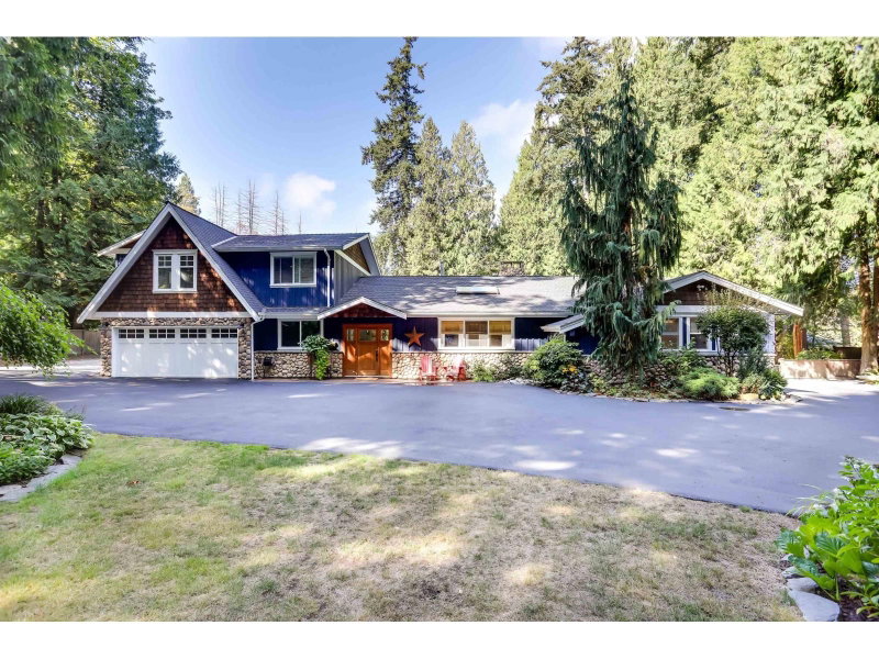 14084 GREENCREST Drive Surrey British Columbia, V4P 1L6 - 5 Bedrooms Home For Sale
