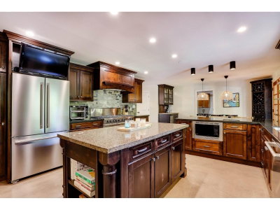 14084 GREENCREST Drive | Surrey British Columbia | Slide Image Nine