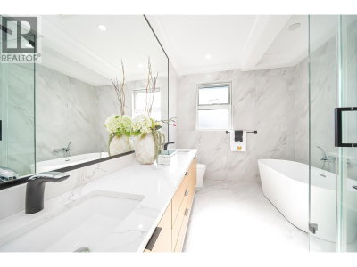 10471 SEAHAVEN Drive | Richmond British Columbia | Slide Image Twenty-six