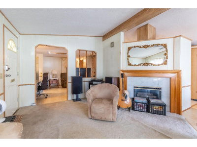 2062 KING GEORGE Boulevard | Surrey British Columbia | Slide Image Fourteen
