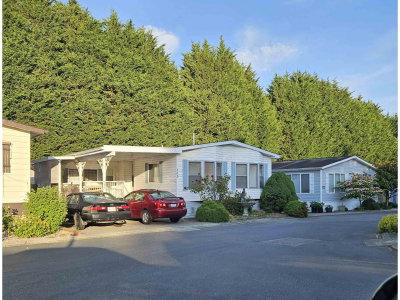 2062 KING GEORGE Boulevard | Surrey British Columbia | Slide Image Twenty-seven