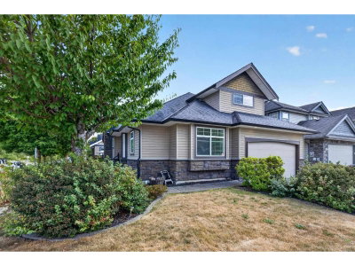 19686 73A Avenue | Langley British Columbia | Slide Image Four