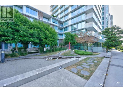 8031 NUNAVUT Lane | Vancouver British Columbia | Slide Image Five