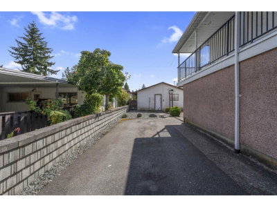 14110 72A Avenue | Surrey British Columbia | Slide Image Twenty-nine