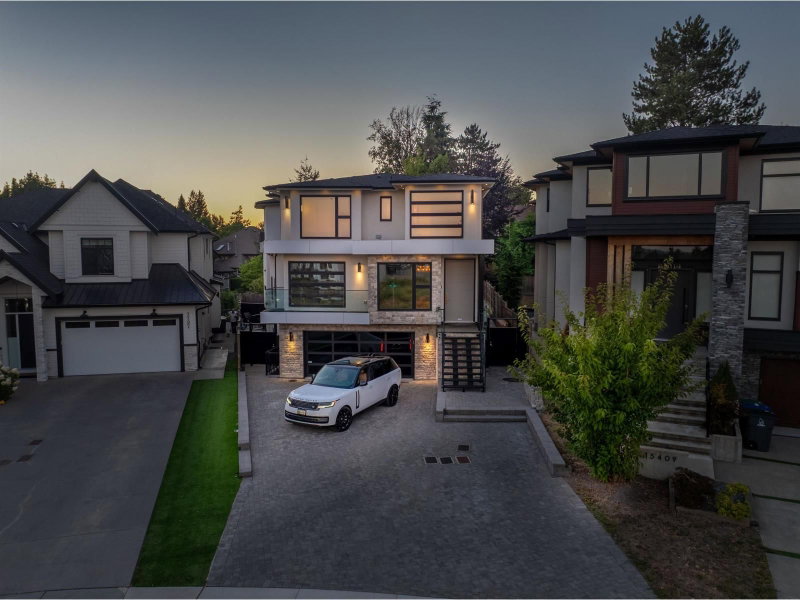15401 78 Avenue Surrey British Columbia, V3S 1C2 - 7 Bedrooms Home For Sale