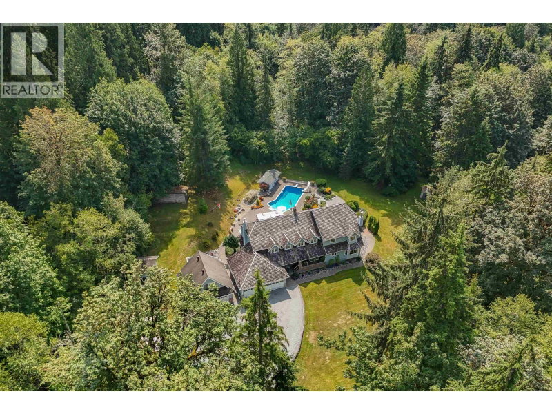 26070 116 Avenue Maple Ridge British Columbia, V4R 1Z6 - 8 Bedrooms Home For Sale