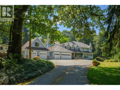26070 116 Avenue | Maple Ridge British Columbia | Slide Image Two