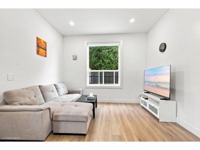 13236 78A Avenue | Surrey British Columbia | Slide Image Thirty-four